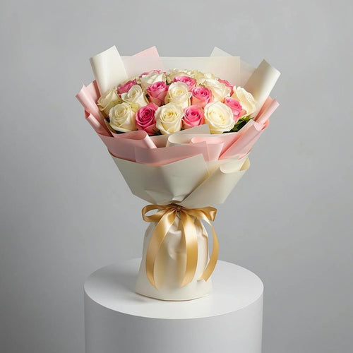 20 Pink & White Rose Bouquet for Anniversary