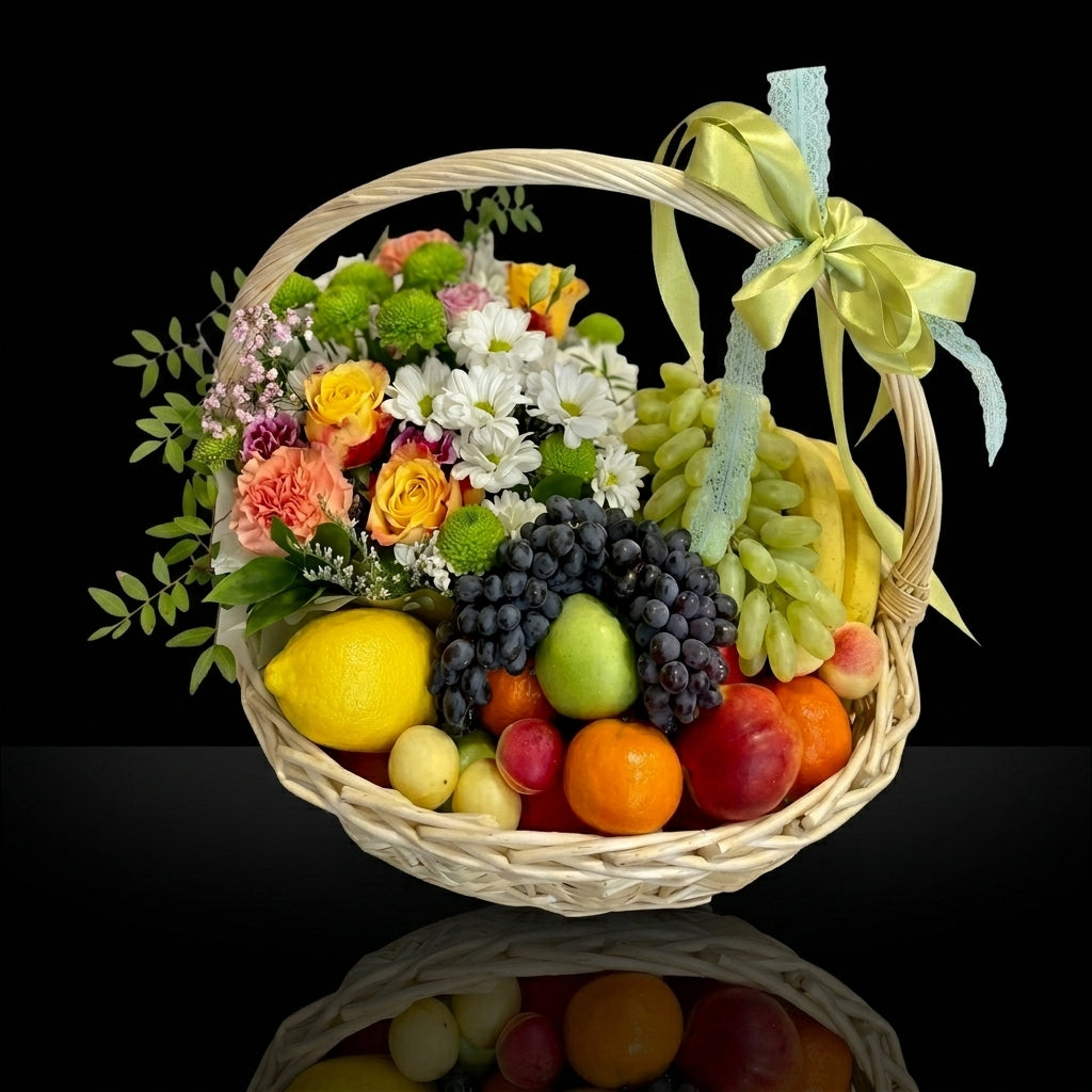 Fresh Seasonal Fruit Basket