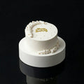White Classic Vanilla Cake bloomsandbeansae